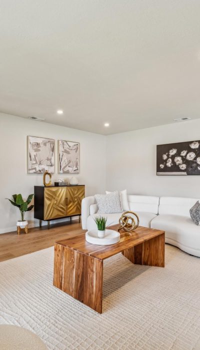 012-844-mooney-avenue.79650.p2k.010.web